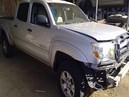 2006 TOYOTA TACOMA, SILVER, SR5 MODEL, CREW CAB, 4.0L, ATM 2WD.  Z25215
